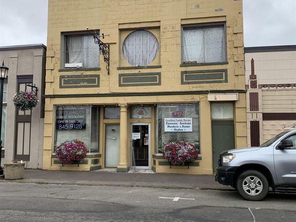 109 N Main St, Mt Angel, OR 97362