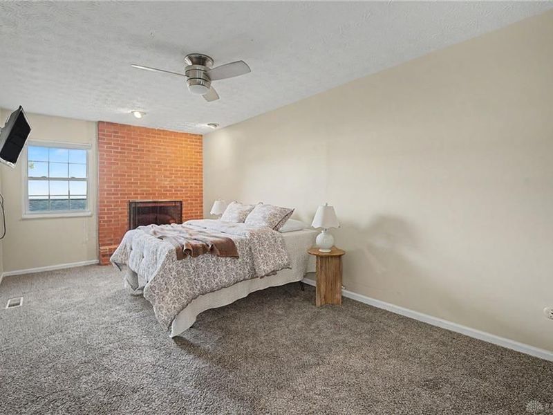 109 E Van Lake Drive, Vandalia, OH 45377 Photo 4