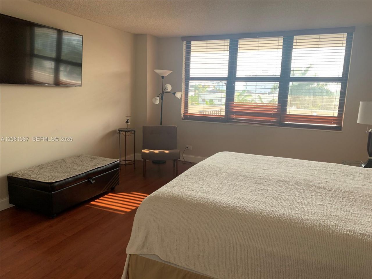 10101 E Bay Harbor Dr , Unit 401, Bay Harbor Islands, FL 33154 Photo