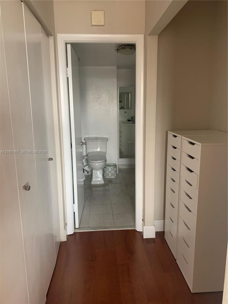 10101 E Bay Harbor Dr , Unit 401, Bay Harbor Islands, FL 33154 Photo
