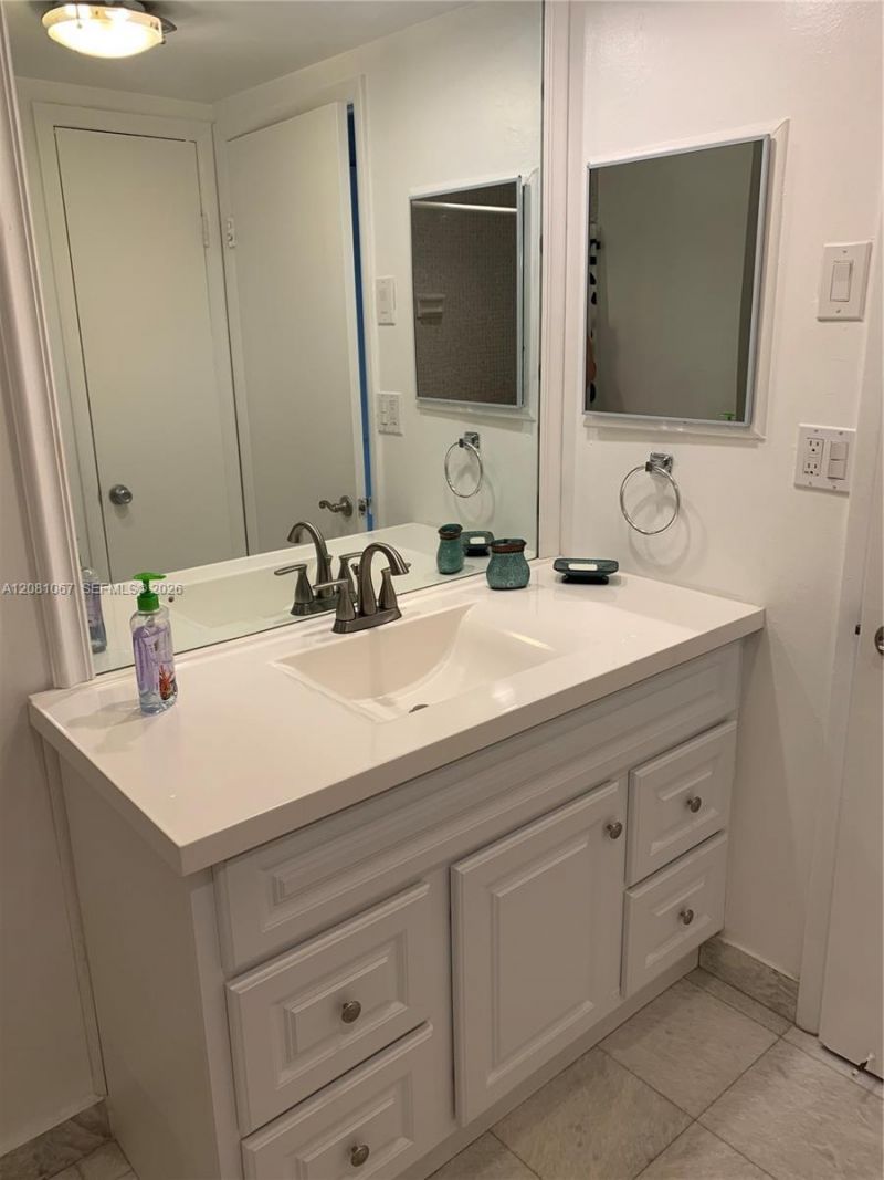 10101 E Bay Harbor Dr , Unit 401, Bay Harbor Islands, FL 33154 Photo