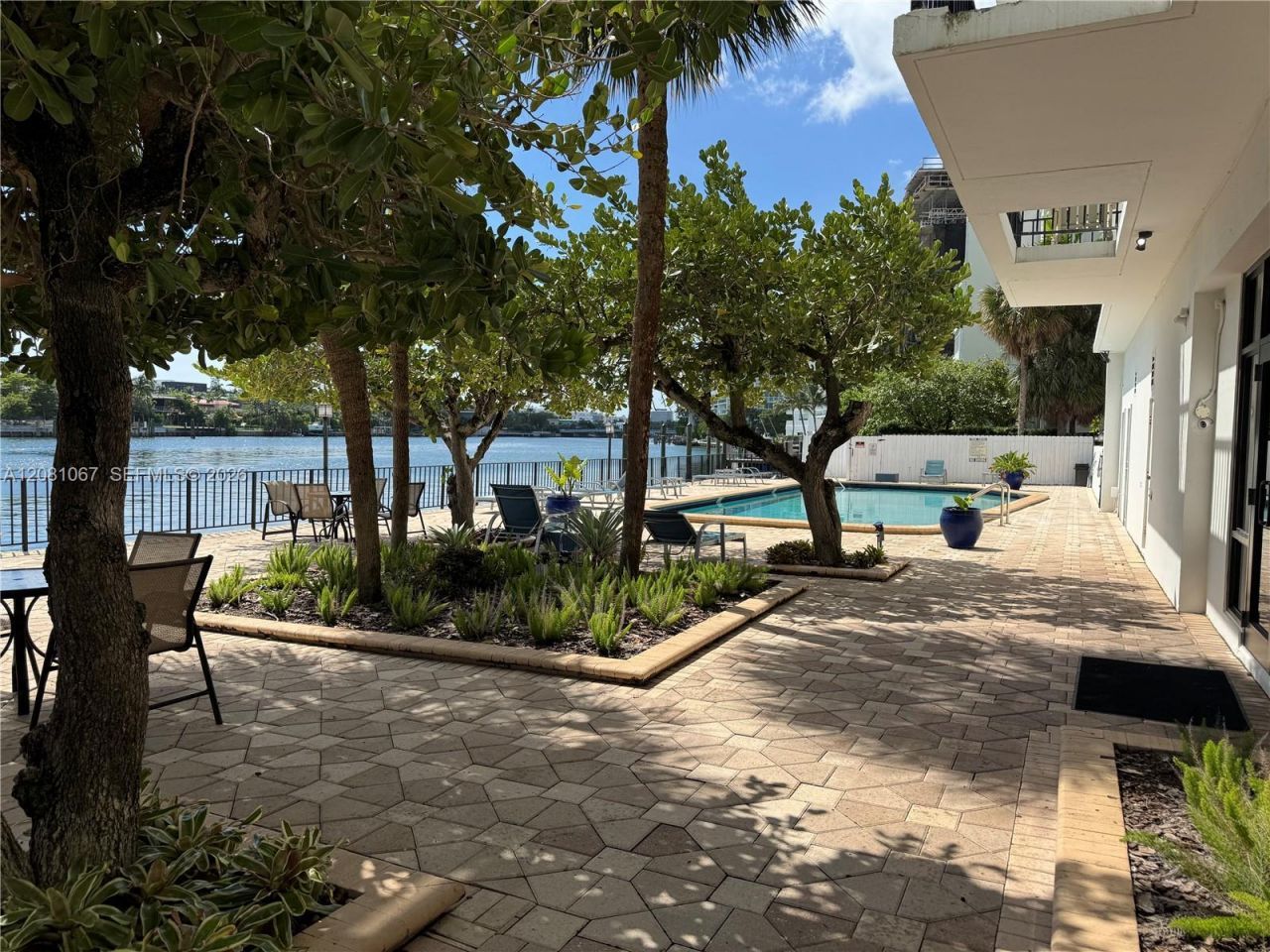 10101 E Bay Harbor Dr , Unit 401, Bay Harbor Islands, FL 33154 Photo