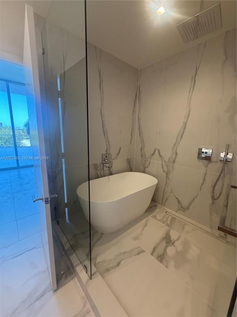 1400 Biscayne Blvd, Unit 209, Miami, FL 33132 Photo