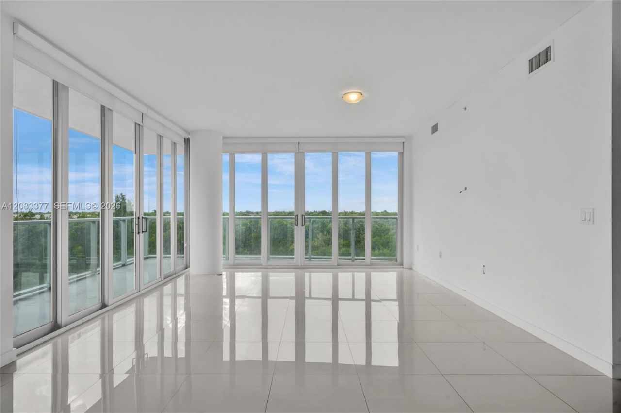 7825 NW 107th Ave, Unit 411, Doral, FL 33178 Photo