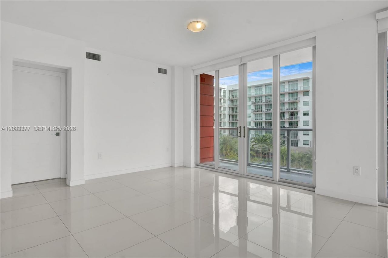 7825 NW 107th Ave, Unit 411, Doral, FL 33178 Photo