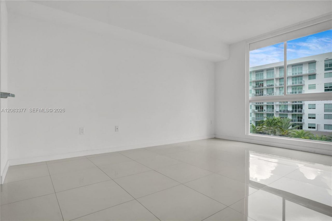 7825 NW 107th Ave, Unit 411, Doral, FL 33178 Photo