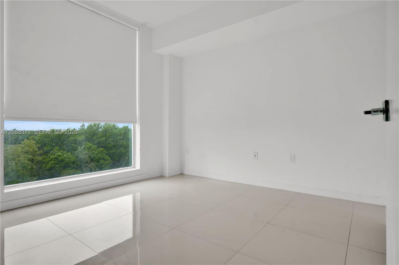 7825 NW 107th Ave, Unit 411, Doral, FL 33178 Photo