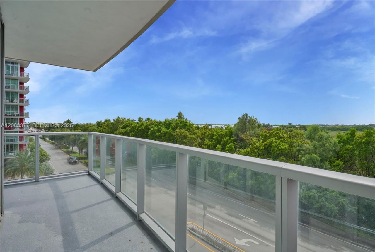 7825 NW 107th Ave, Unit 411, Doral, FL 33178 Photo