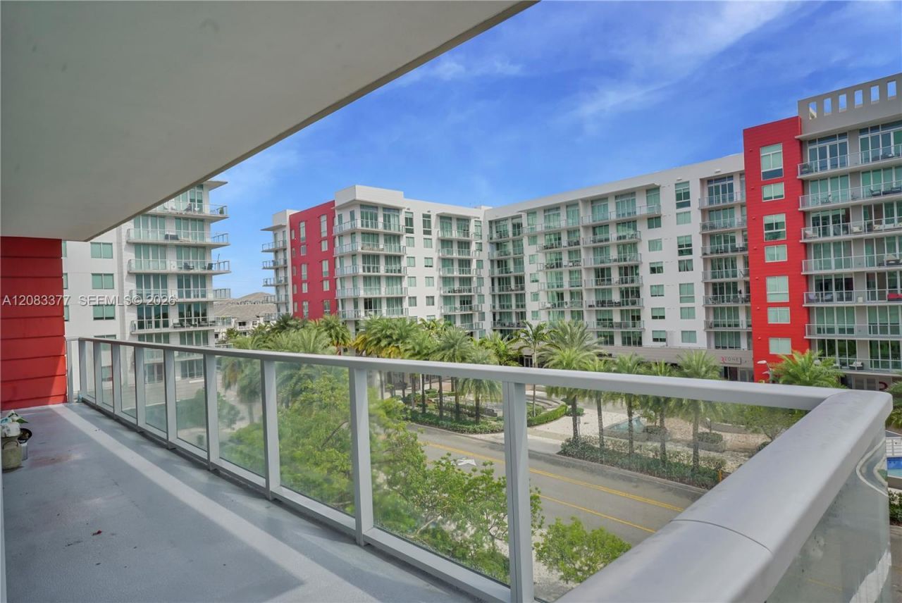 7825 NW 107th Ave, Unit 411, Doral, FL 33178 Photo