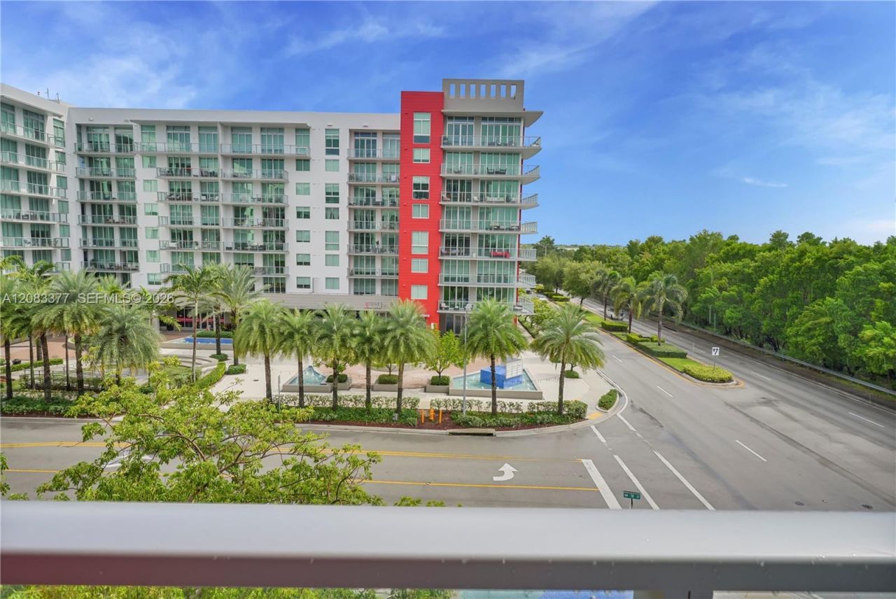 7825 NW 107th Ave, Unit 411, Doral, FL 33178 Photo