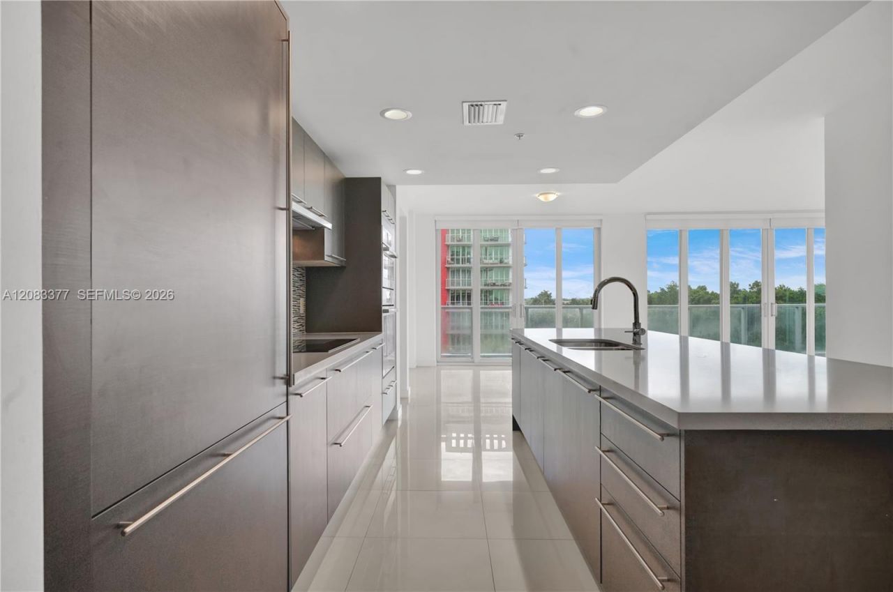 7825 NW 107th Ave, Unit 411, Doral, FL 33178 Photo