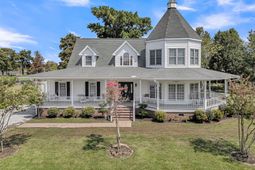 1232 Longpoint Road photo 4
