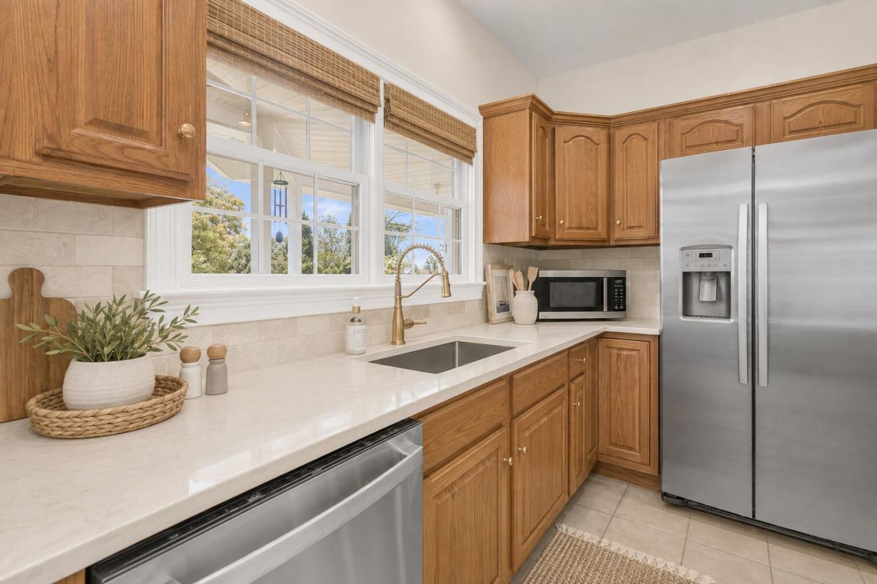 1232 Longpoint Road Photo 20
