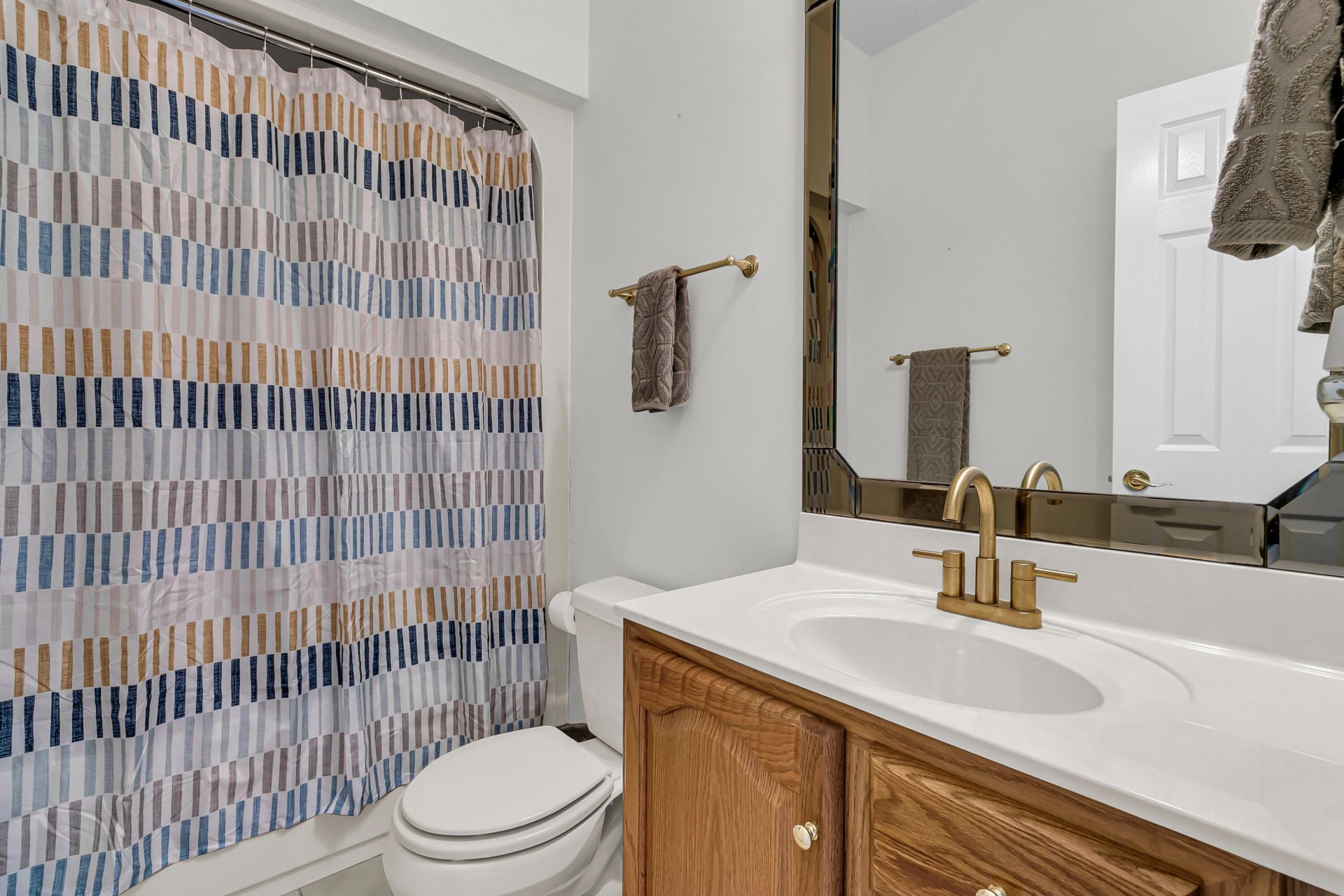 1232 Longpoint Road Photo 30