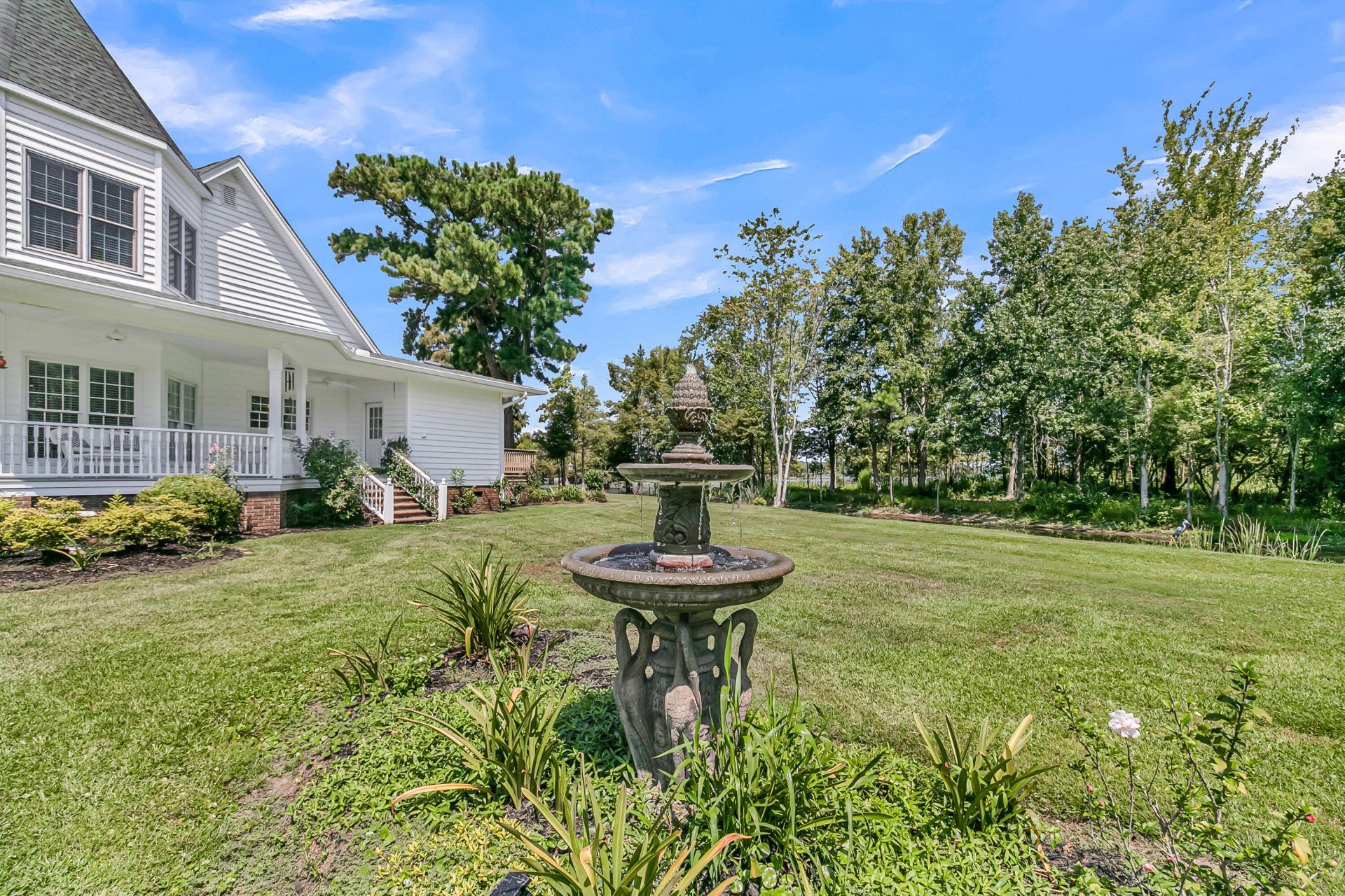 1232 Longpoint Road Photo 40