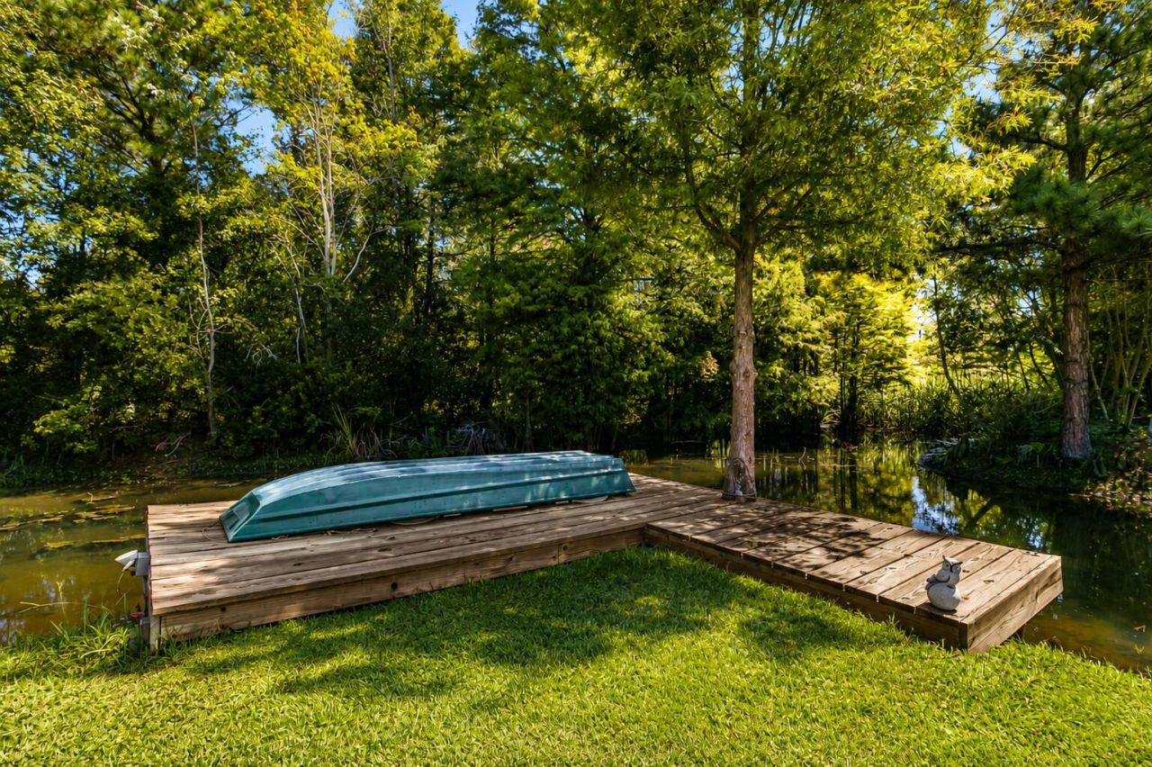 1232 Longpoint Road Photo 6
