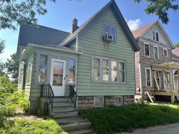 2565 N 10th STREET, Milwaukee, WI 53206