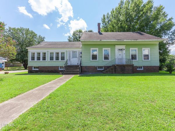 2 Farwell Street , Jackson, TN 38301