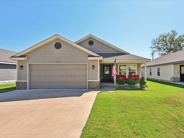 1116 N Osage Avenue , Claremore, OK 74017