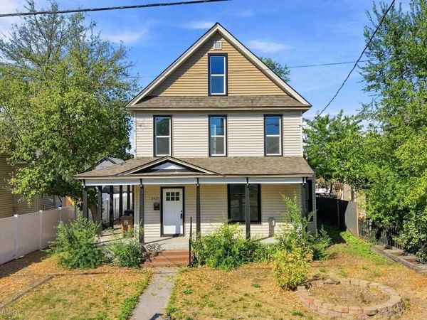 2427 N Standard St, Spokane, WA 99207