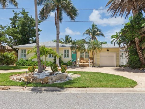 110 DEVON DRIVE , CLEARWATER, FL 33767