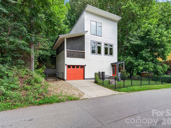 53 Waynesville Avenue, Asheville, NC 28806