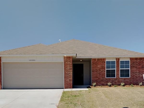 10005 Wessex Drive, Yukon, OK 73099