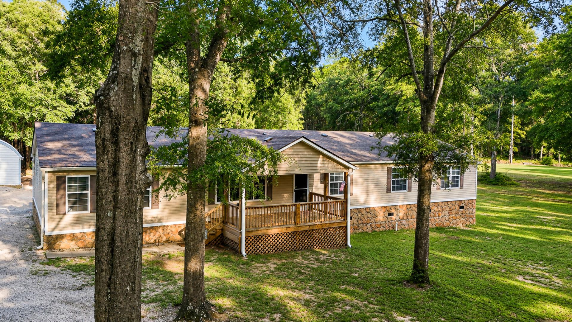 1222 Birch Drive Photo 5