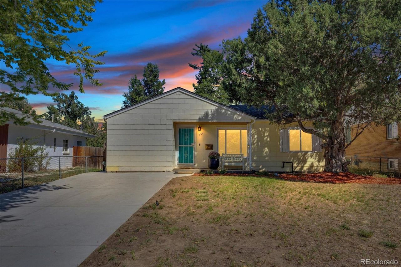 1230 Alton Street, Aurora, CO 80010 Main Photo