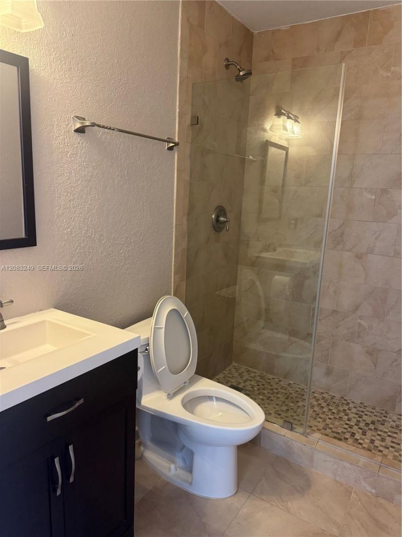 6801 W 36th Ave , Unit 204, Hialeah, FL 33018 Photo