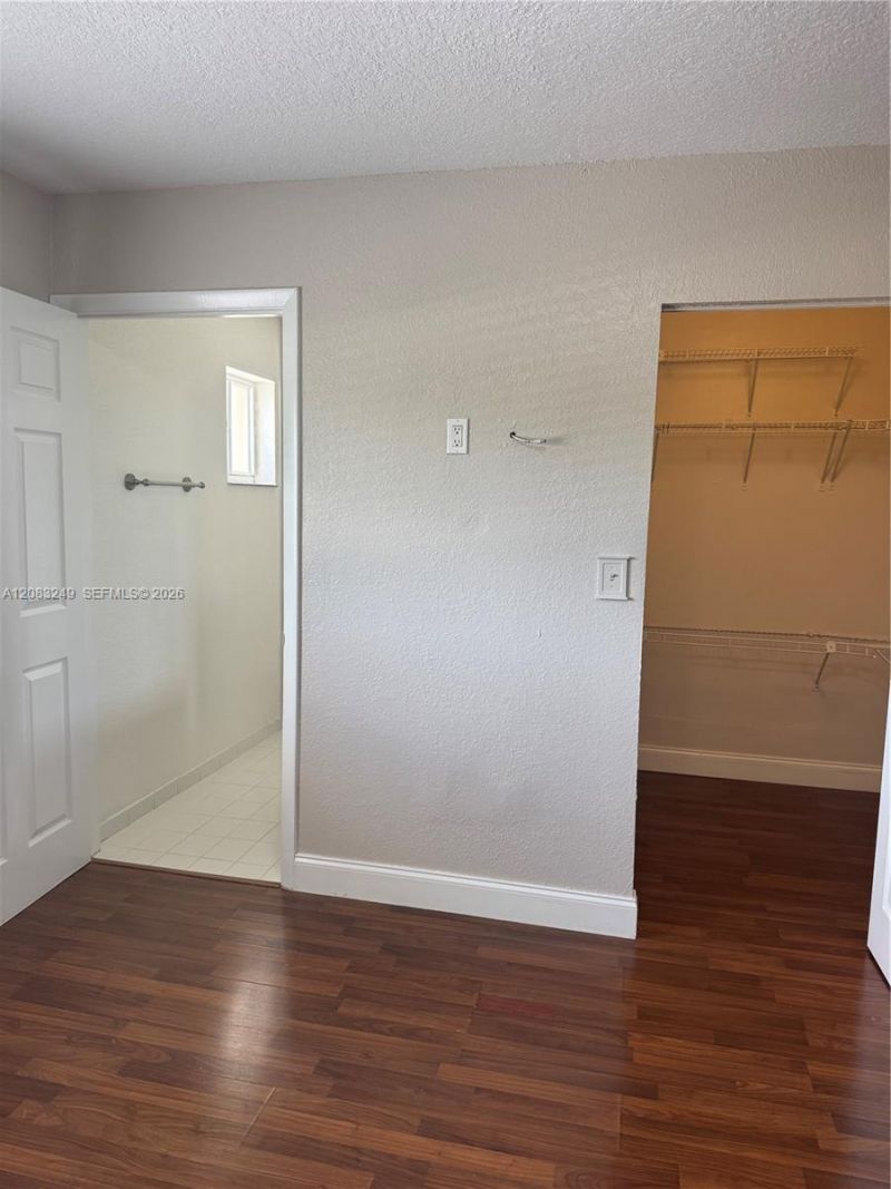 6801 W 36th Ave , Unit 204, Hialeah, FL 33018 Photo