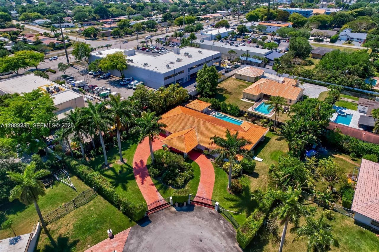 7080 SW 98th Ave , Miami, FL 33173 Photo