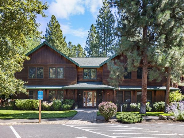 750 S Buckaroo Trail, Sisters, OR 97759