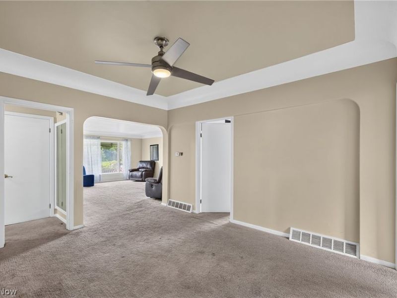 17922 Brazil Road, Cleveland, OH 44119 Photo 5
