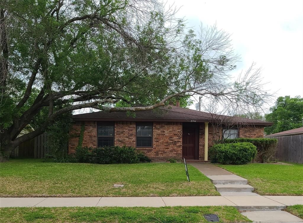 8902 Vernon, Rowlett, TX 75088 Main Photo