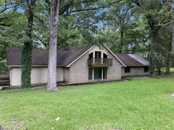 451 Irving Bluff Road, Shreveport, LA 71107