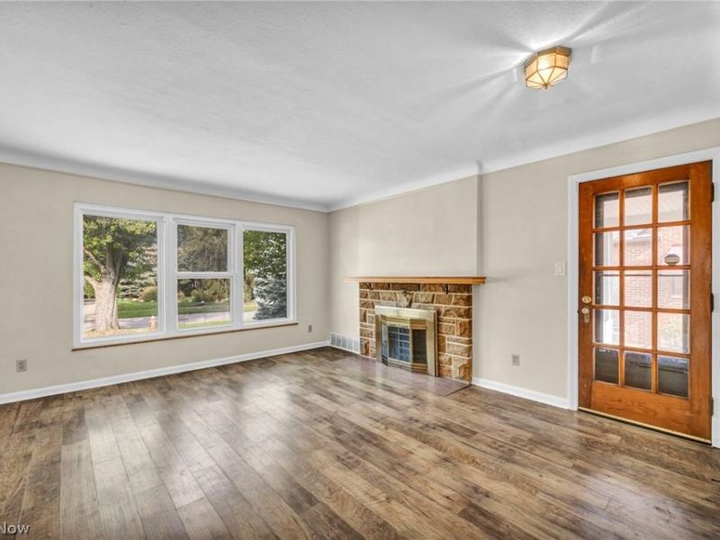 4051 Riveredge Road, Cleveland, OH 44111 Photo 10