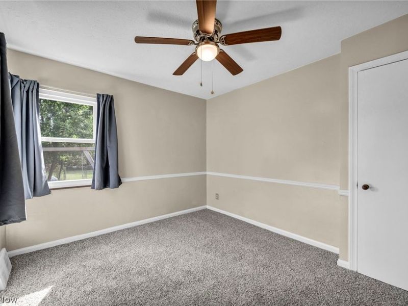 4051 Riveredge Road, Cleveland, OH 44111 Photo 22