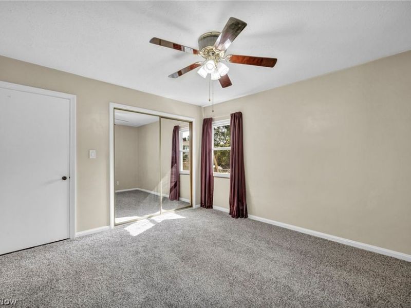 4051 Riveredge Road, Cleveland, OH 44111 Photo 25