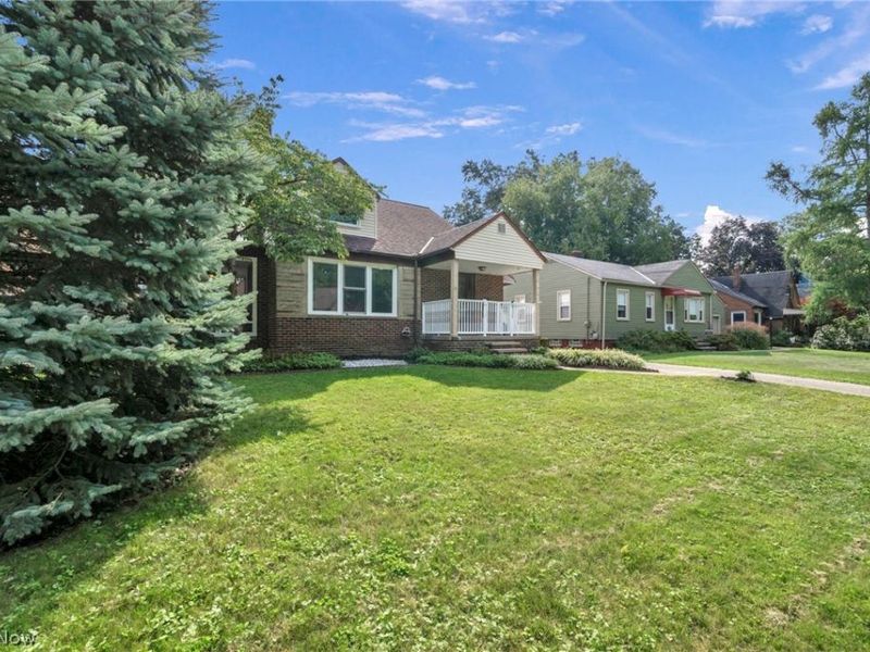 4051 Riveredge Road, Cleveland, OH 44111 Photo 3