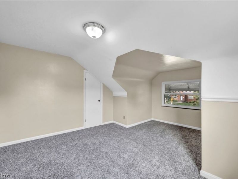 4051 Riveredge Road, Cleveland, OH 44111 Photo 31