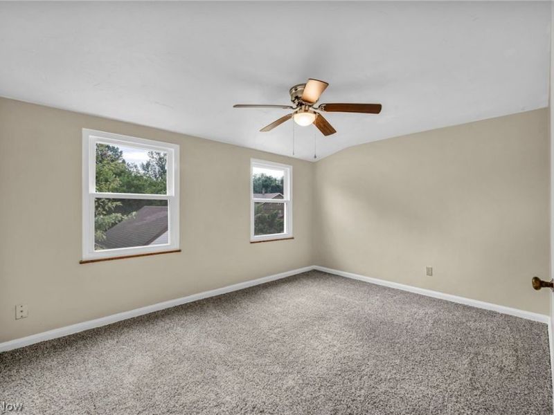 4051 Riveredge Road, Cleveland, OH 44111 Photo 35