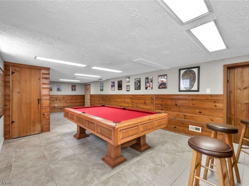 4051 Riveredge Road, Cleveland, OH 44111 Photo 38