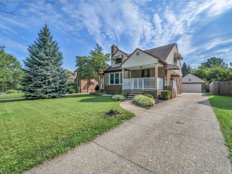 4051 Riveredge Road, Cleveland, OH 44111 Photo 4