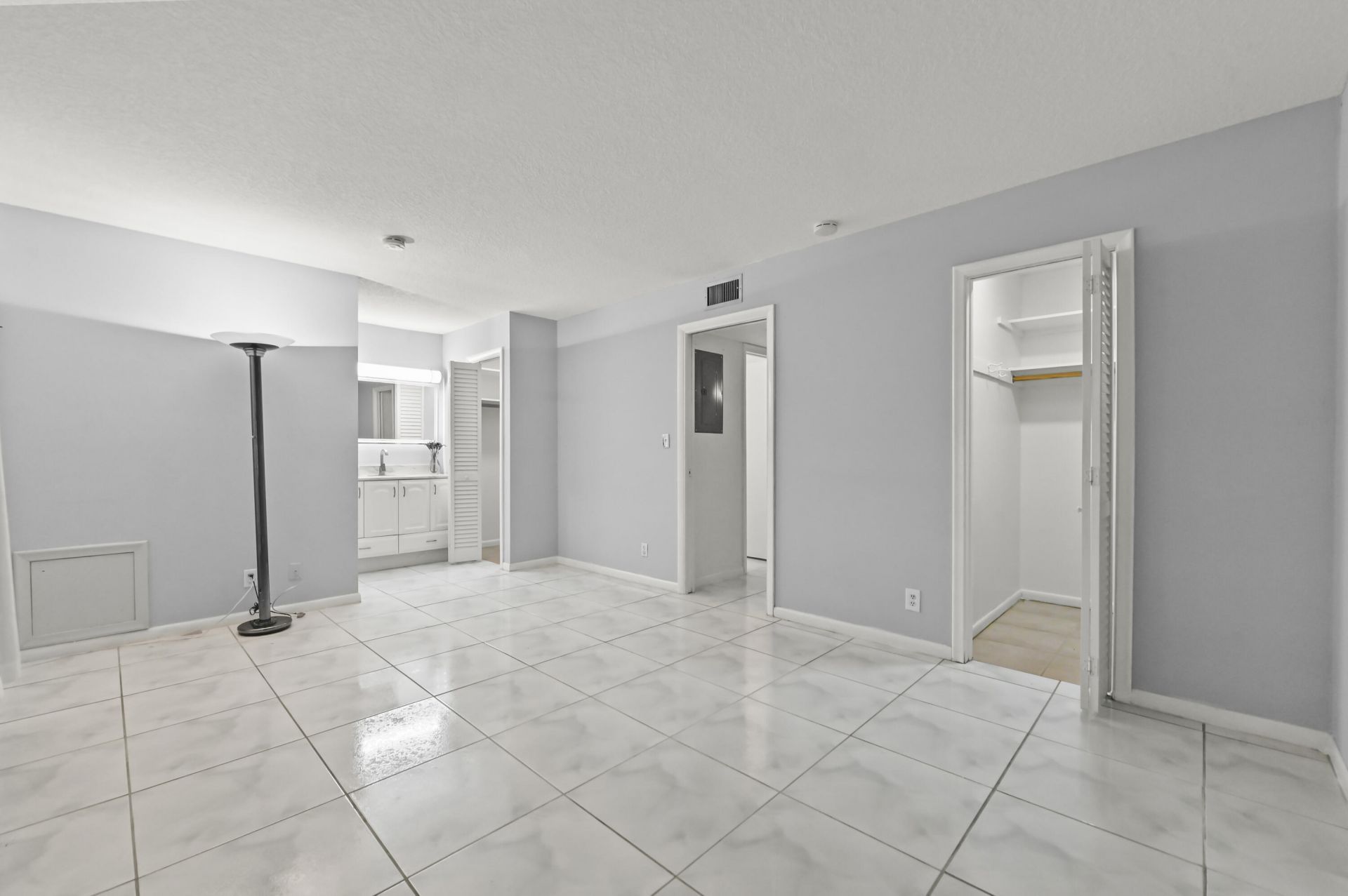 605 High Point Boulevard N, Unit C, Delray Beach, FL 33445 Photo