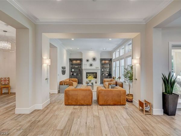 11827 Oakland Hills Drive , Las Vegas, NV 89141