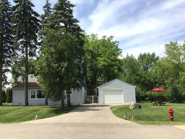 416 Grand Avenue , Lake Zurich, IL 60047