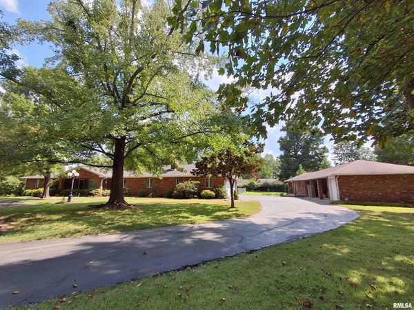 5721 MICHAEL Lane, Carterville, IL 62918