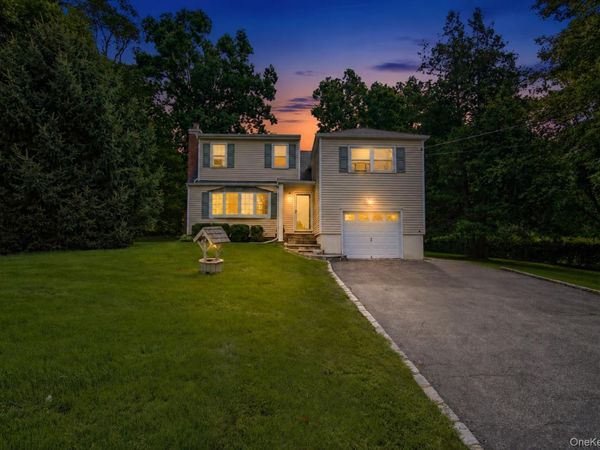 2978 Springhurst Court, Yorktown Heights, NY 10598