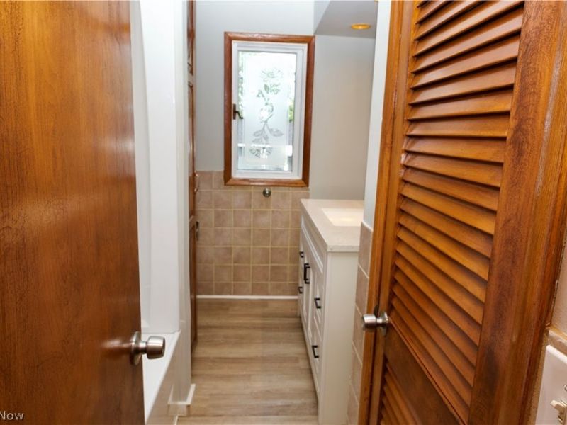 1426 W 39th Street, Lorain, OH 44053 Photo 14